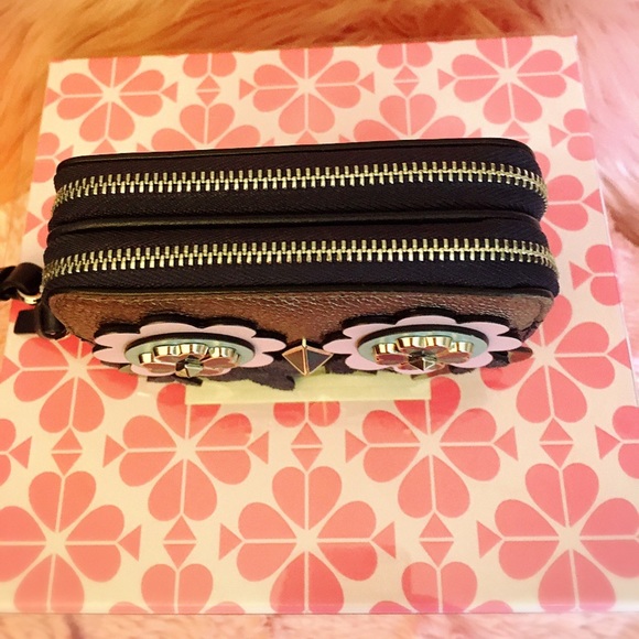 🌴SUMMER SALE🌴💯✔️Authentic Kate Spade Wallet - Picture 2 of 11
